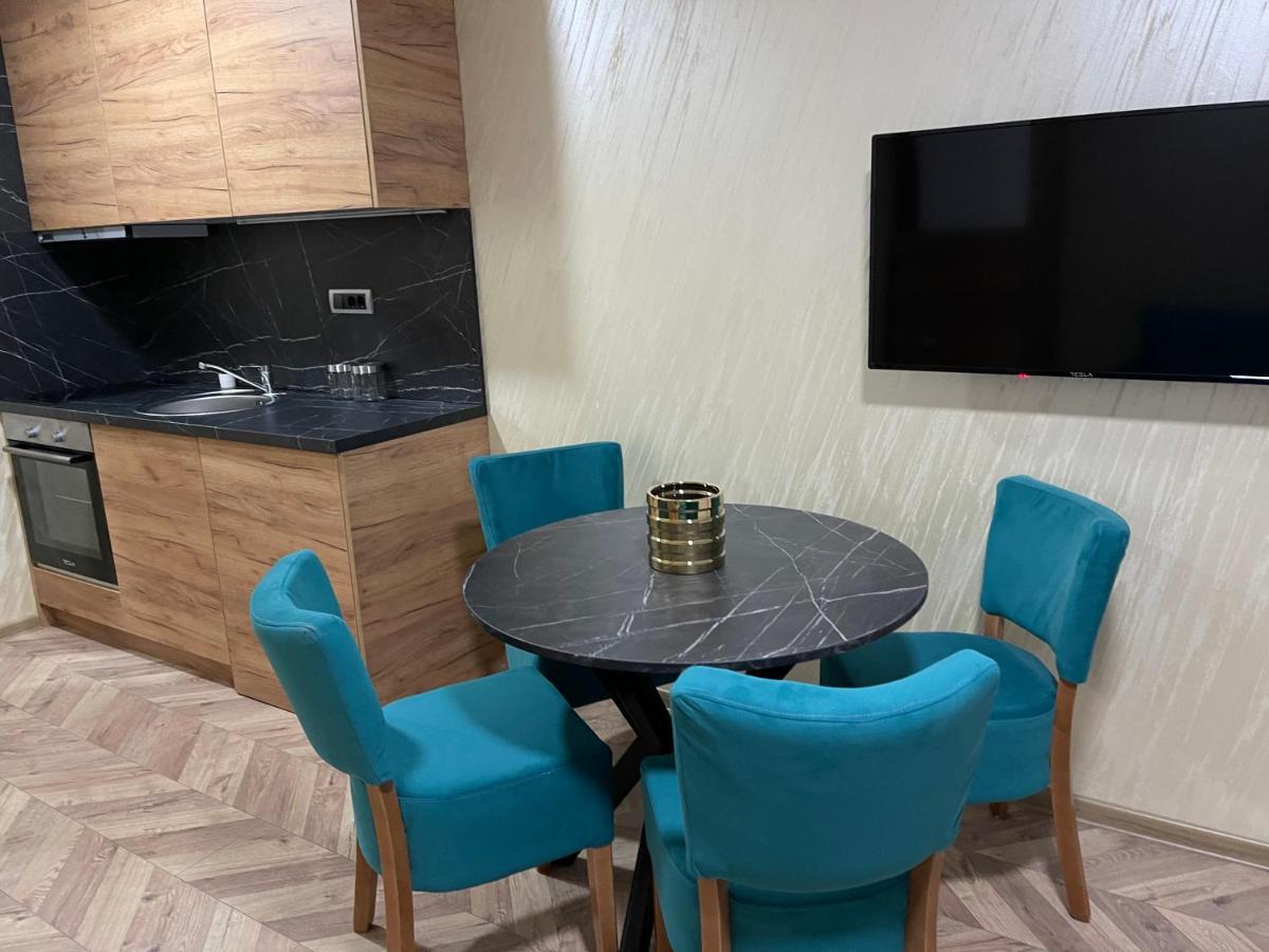 Pink House Apartments ياغودينا المظهر الخارجي الصورة